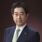 山下誠